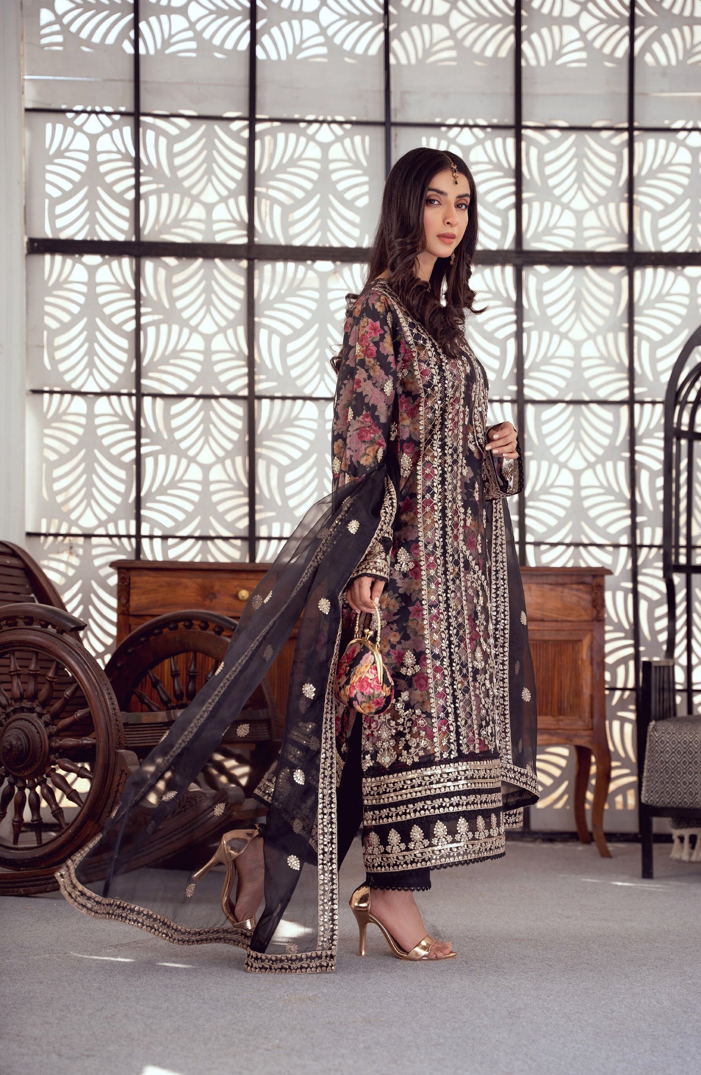Exclusive Organza Floral Formal – 3pc Stitched Set
