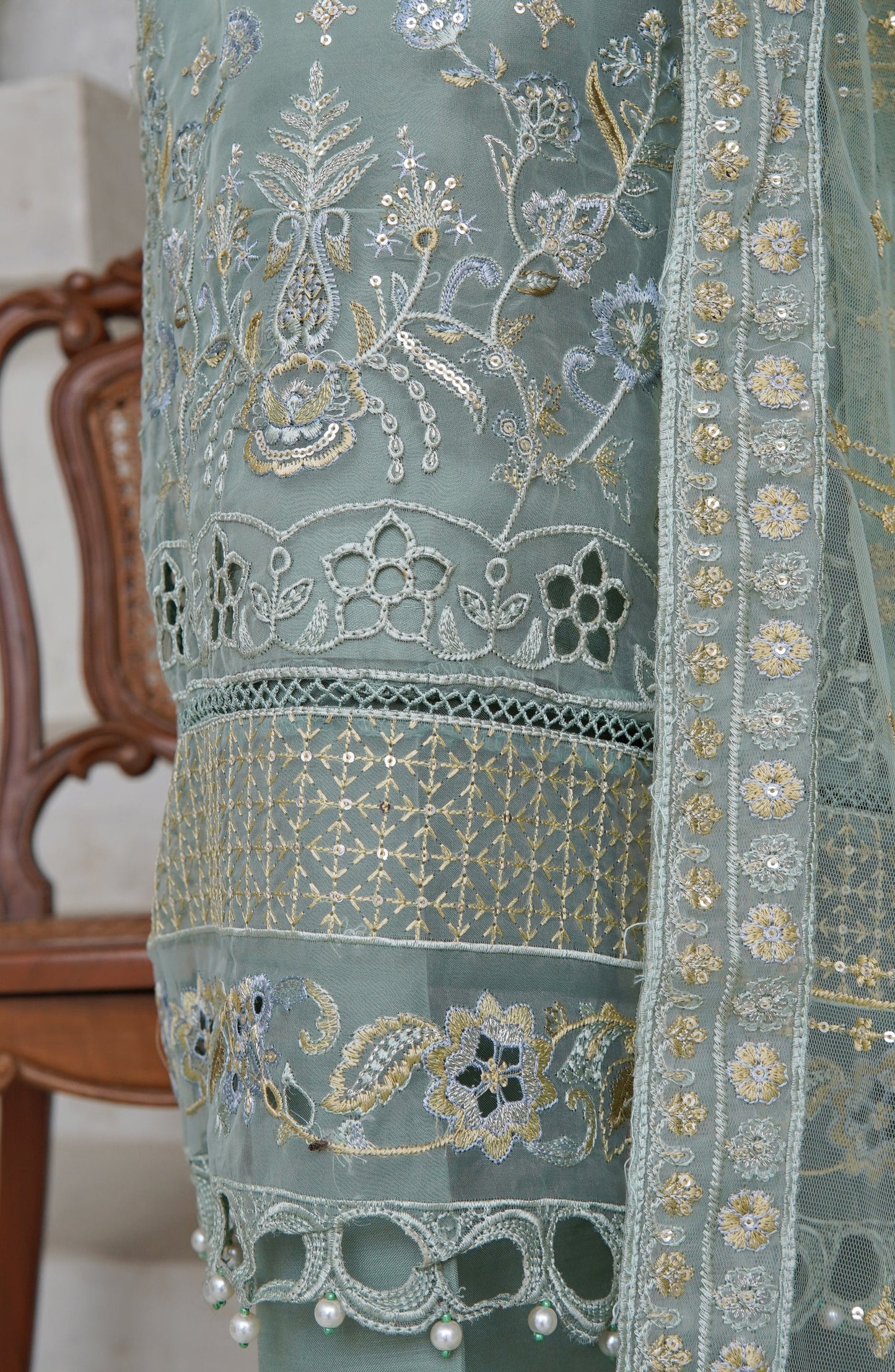 Sadabahar Mahpara Embroidered Organza Stitched - Luxe Organza Vol 17