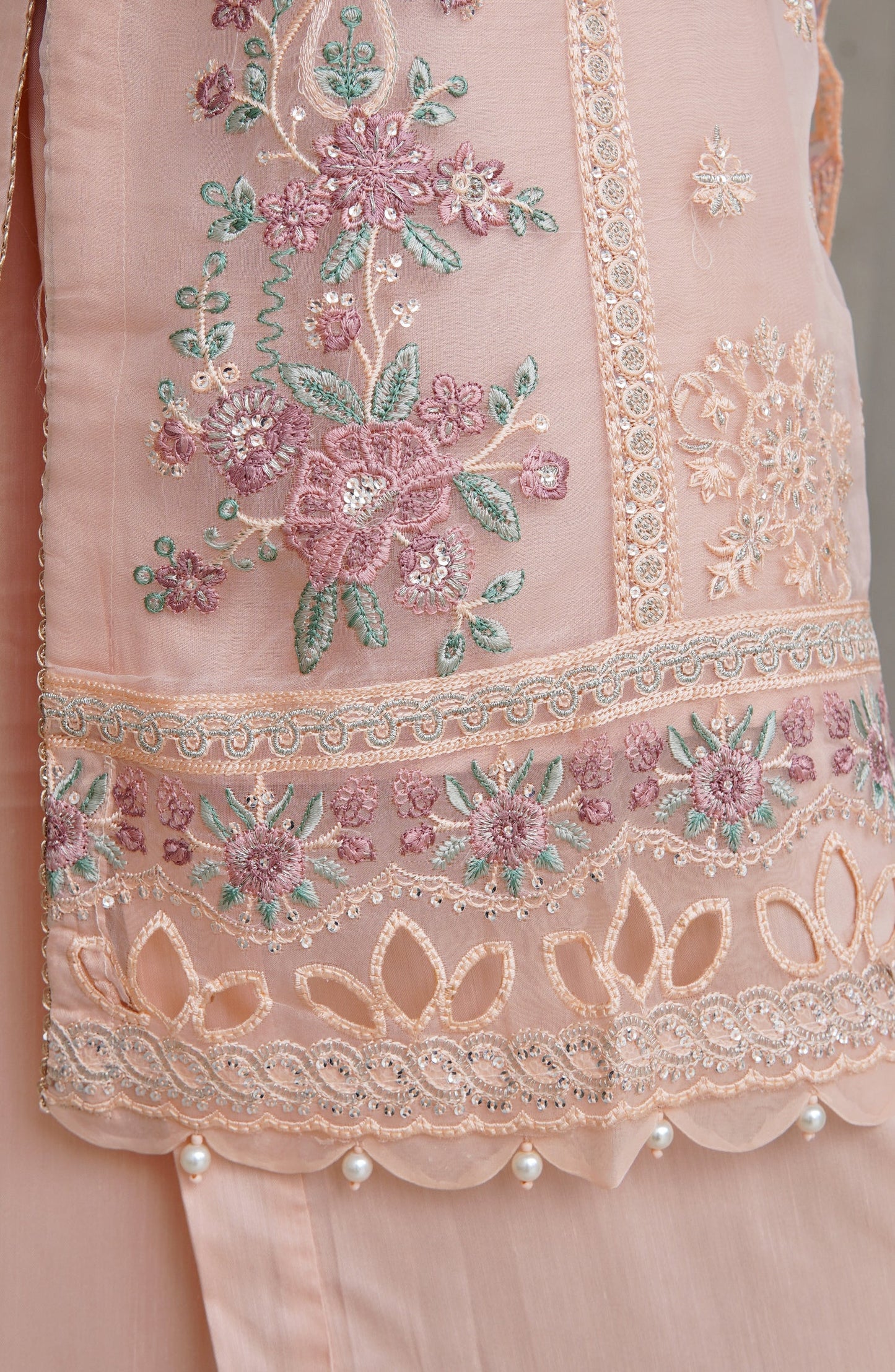 Sadabahar Mahpara Embroidered Organza Stitched - Luxe Organza Vol 17