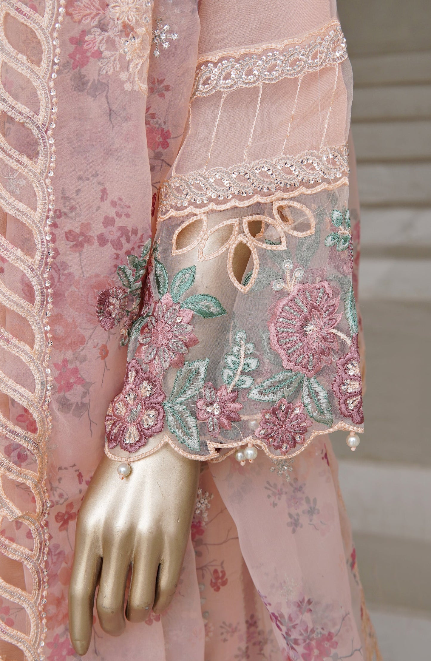 Sadabahar Mahpara Embroidered Organza Stitched - Luxe Organza Vol 17