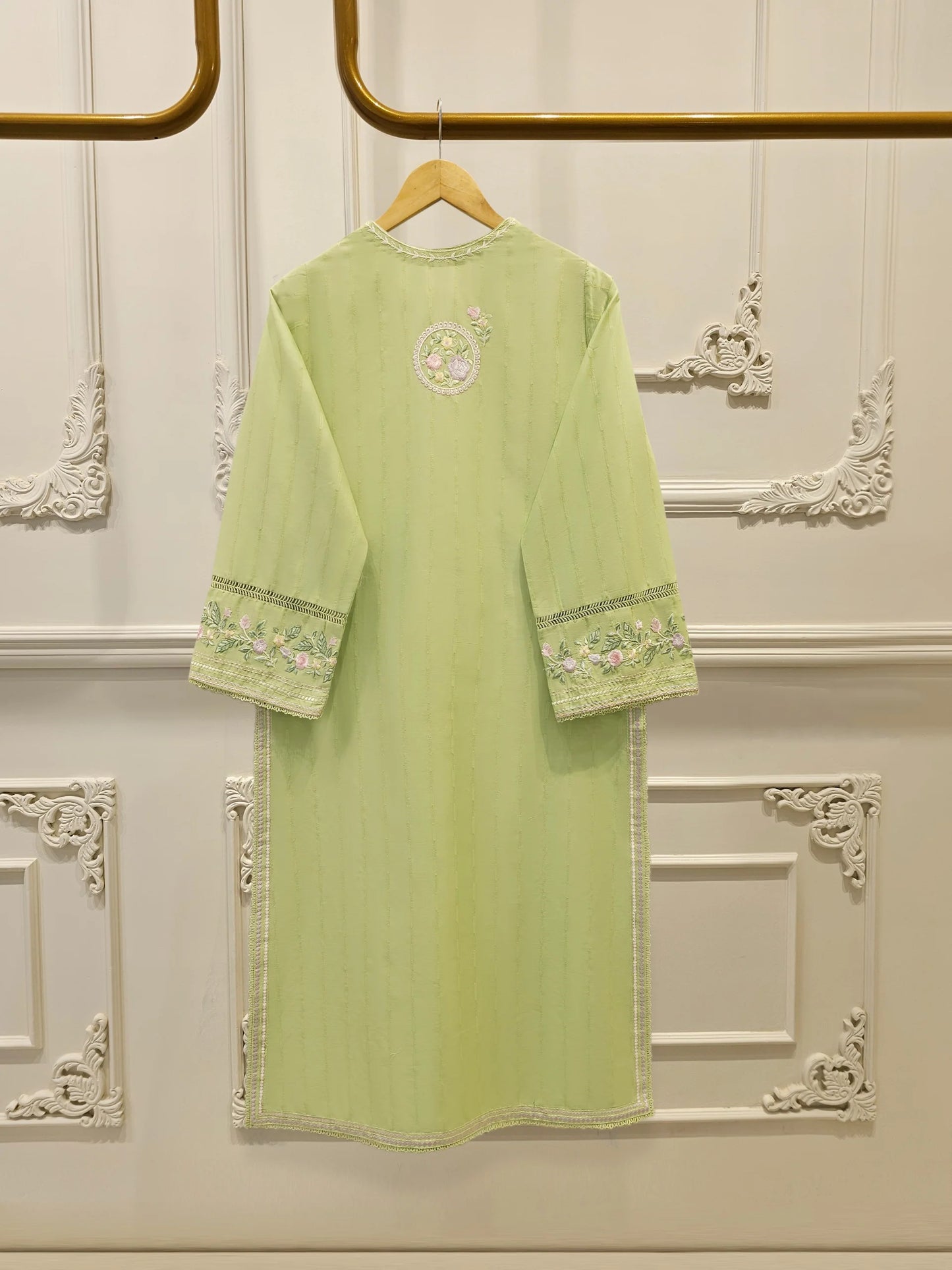 2 Piece - Embroidered jacquard Suit S112214