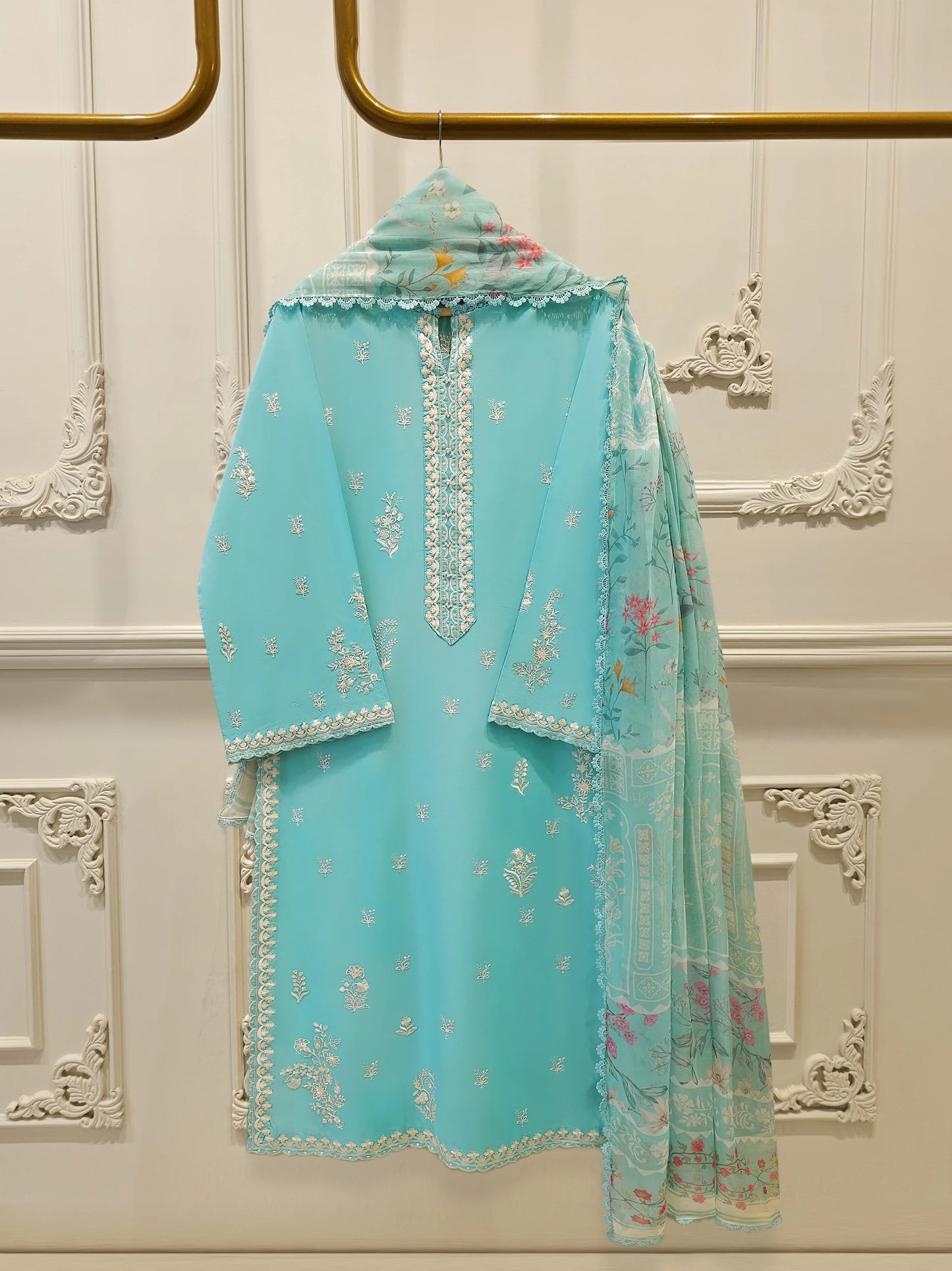 3 Piece - Embroidered Lawn Suit S112298